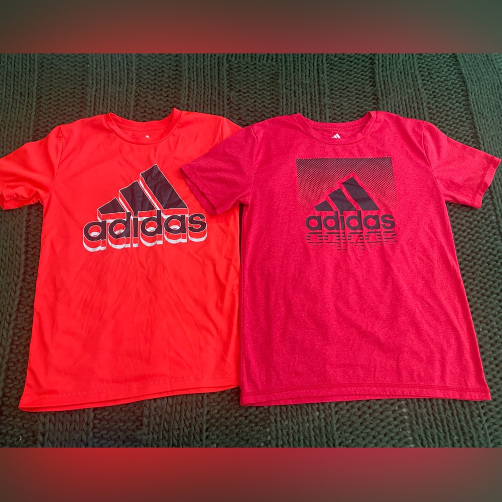 Adidas tee’s